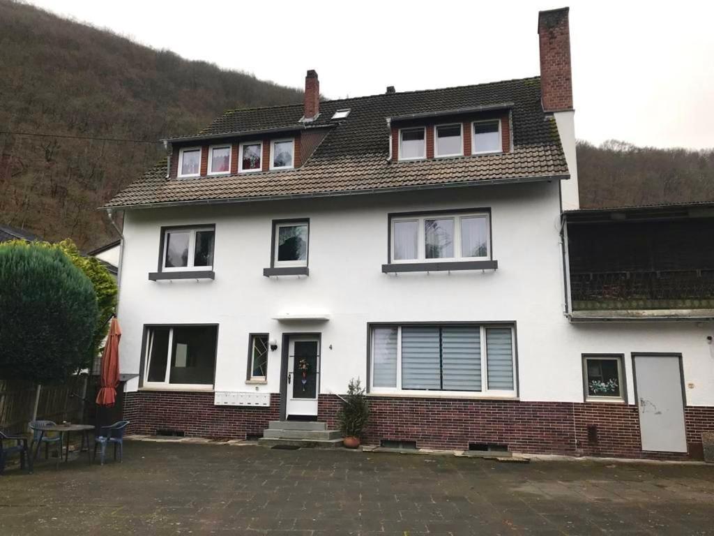 Apartments Zum Stillen Winkel Niederbreitbach Экстерьер фото
